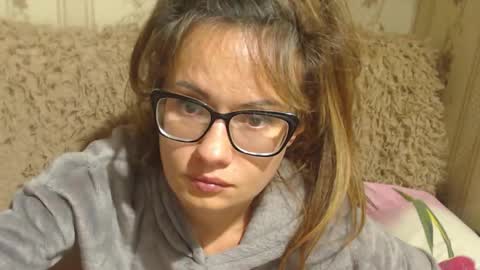 Snapshot of candylady13 chatting on September 23, 12:47 pm say meow and send tips online show from September 23, 12:47 pm