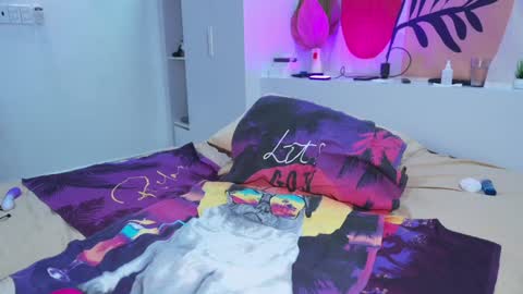 FANSLY  -    online show from November 22, 2:14 am