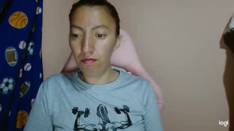 candymilfff online show from May 27, 12:24 pm