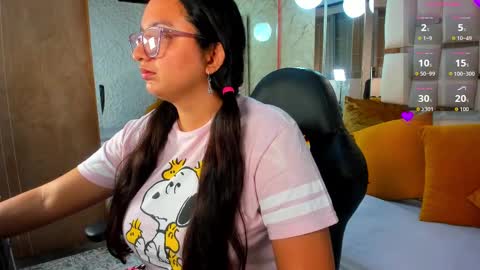 Candy  online show from September 29, 1:43 am