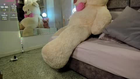 Candy  online show from October 3, 3:11 am