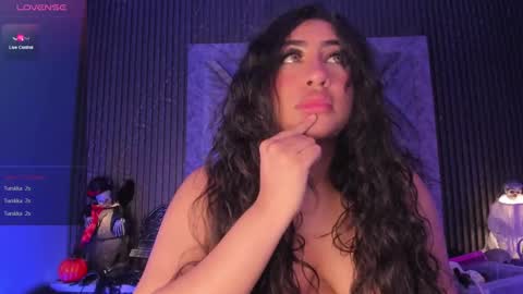 GABRIELA LOPEZ online show from October 11, 6:18 am