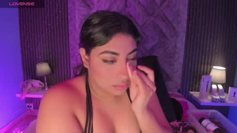 GABRIELA LOPEZ online show from December 4, 4:59 am