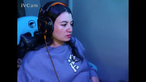 Snapshot of cara890713 chatting on February 3, 6:34 am cara890713 online show from February 3, 6:34 am