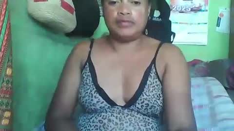 carinesexy69 online show from January 8, 10:48 am