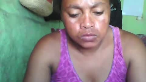 carinesexy69 online show from January 2, 11:20 am
