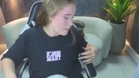 Carla  online show from October 12, 1:02 pm