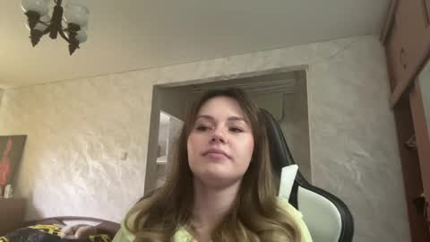 Lesly online show from April 23, 12:29 pm