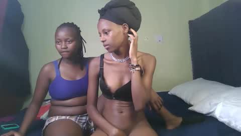 carlex_ online show from November 6, 9:32 pm