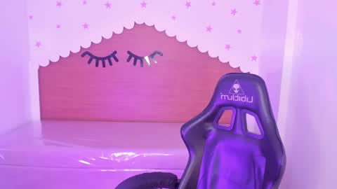 Snapshot of carlie_mayer chatting on September 13, 3:03 am CARLYE online show from September 13, 3:03 am