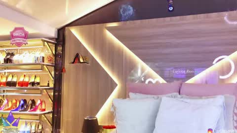 Carla Carla  I am sensual goddes and i was born for loveworshipping and enjoyment. online show from May 3, 10:02 pm