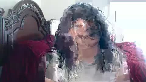 CARAMEL xoxo online show from October 2, 4:23 pm