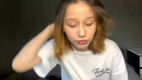 Elina online show from May 4, 6:06 am