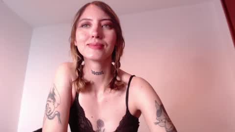 Snapshot of carmennrusso chatting on February 14, 8:26 pm carmennrusso online show from February 14, 8:26 pm