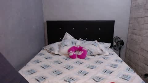 Caro milf  online show from April 10, 10:43 am