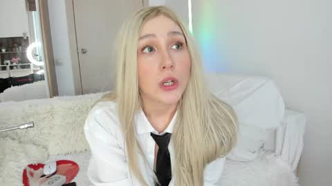 carol_may_ online show from May 24, 6:56 am