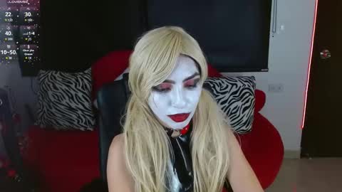 Caroline online show from January 28, 2:31 pm