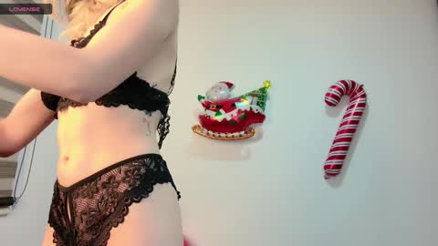 Char online show from December 21, 12:42 am
