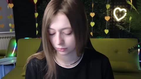 Carolina online show from February 18, 1:10 am