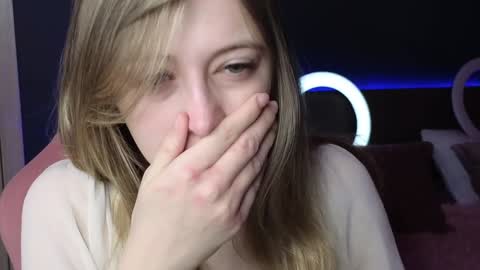 Carolina online show from January 17, 1:04 am