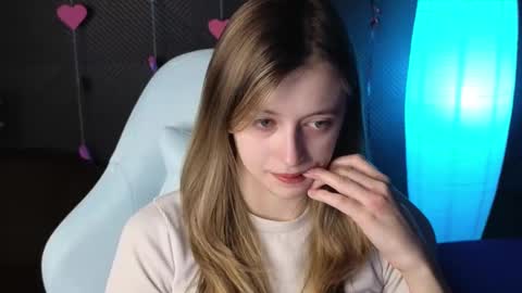 Carolina online show from February 19, 1:29 am