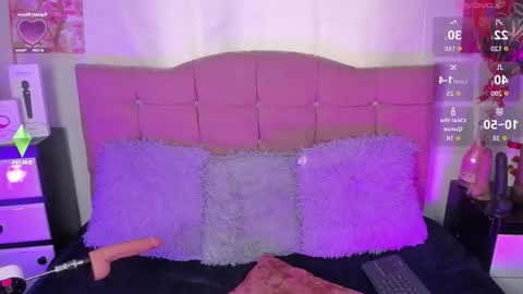 Caroline Lenox online show from November 6, 12:22 pm