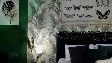 CarolineRichter online show from November 12, 2:31 am