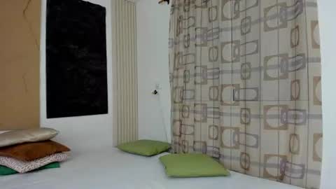caroll_marquez online show from July 21, 6:52 pm