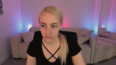 Carol online show from March 27, 9:10 am