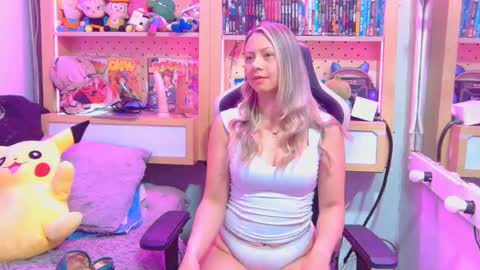 Carrie online show from November 3, 12:25 am