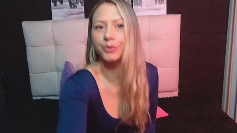 Carrie online show from November 18, 12:39 pm