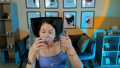 carrie_roses online show from October 31, 3:19 am