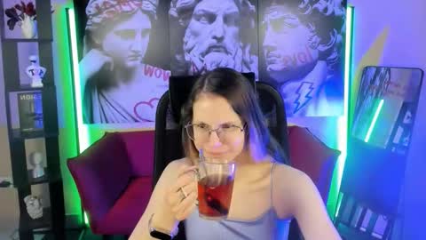 carrie_roses online show from November 5, 2:28 am