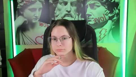 carrie_roses online show from September 24, 4:22 am