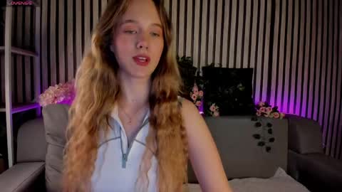 Casey sweeet online show from May 20, 9:39 am