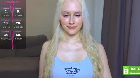 Snapshot of caseylabow chatting on March 11, 8:19 am My name is Casey... Nice to meet you I will be happy to have funthumbs up please its important online show from March 11, 8:19 am