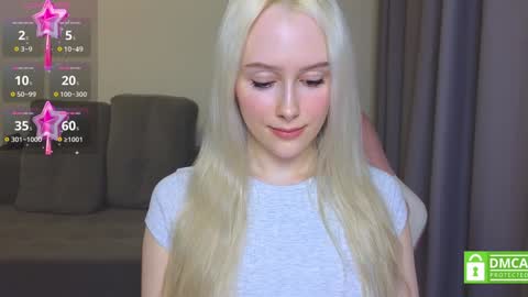 Snapshot of caseylabow chatting on December 21, 4:03 pm My name is Casey... Nice to meet you I will be happy to have funthumbs up please its important online show from December 21, 4:03 pm