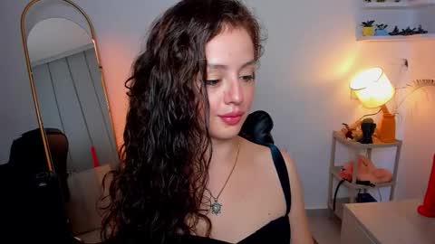 Cassie online show from September 28, 2:55 pm