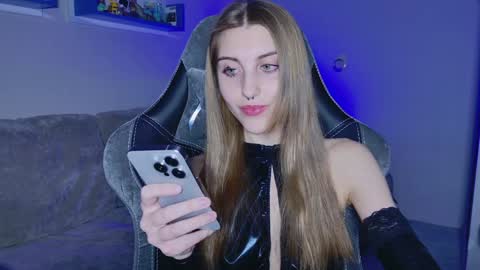 Seductress Cassia  FINDOM AND SADISM  NO NUDE online show from December 16, 7:00 pm