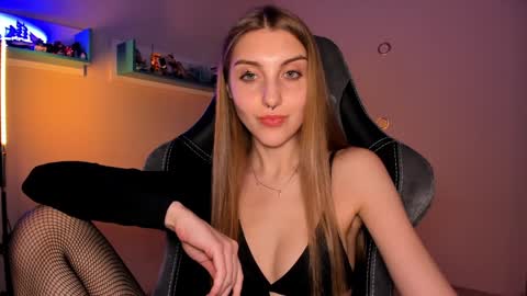Seductress Cassia  FINDOM AND SADISM  NO NUDE online show from January 14, 7:43 pm