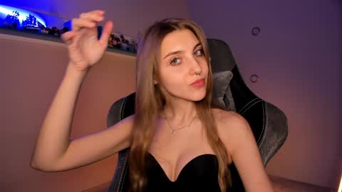 Seductress Cassia  FINDOM AND SADISM  NO NUDE online show from January 22, 6:52 pm