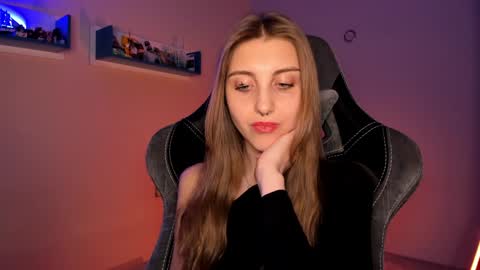 Seductress Cassia  FINDOM AND SADISM  NO NUDE online show from January 24, 7:07 pm