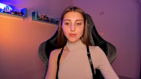 Seductress Cassia  FINDOM AND SADISM  NO NUDE online show from January 12, 7:21 pm