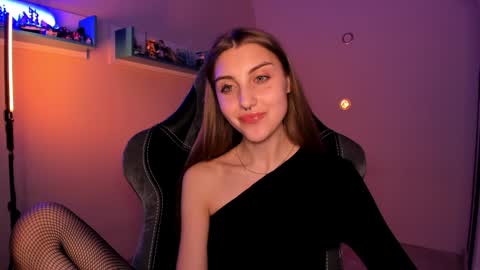 Seductress Cassia  FINDOM AND SADISM  NO NUDE online show from January 11, 7:38 pm