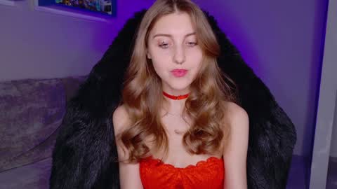 Seductress Cassia  FINDOM AND SADISM  NO NUDE online show from December 14, 7:14 pm