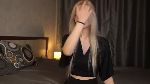 Cassie online show from December 20, 10:11 pm