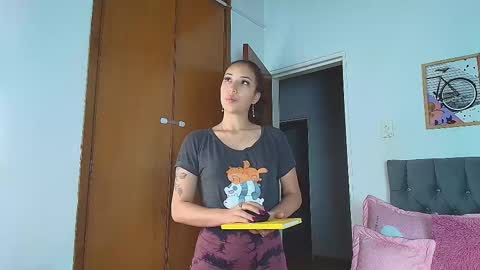 Casie  online show from November 9, 11:00 pm