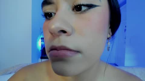 Cassie Jones online show from March 27, 8:20 pm