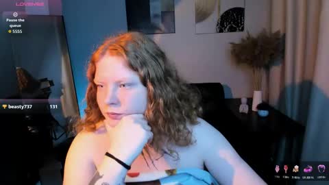 Cassie online show from May 6, 9:19 pm
