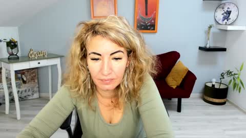 CassieJonas online show from January 9, 8:34 am